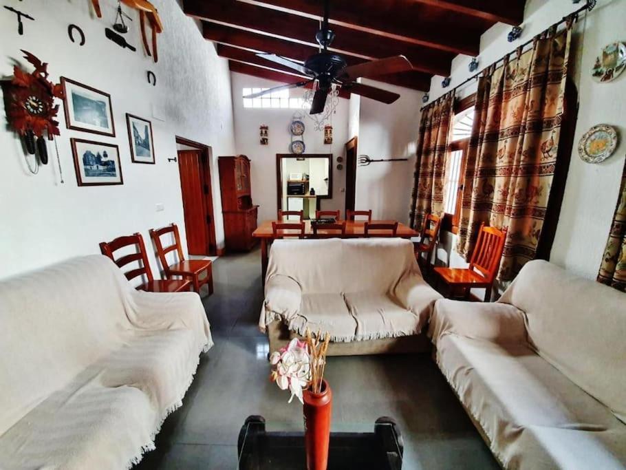 Velez, Casa La Choza Villa Velez de Benaudalla Bagian luar foto
